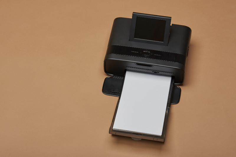 פתרונות הדפסה לעסקים - מדפסות מדבקות תעשייתיות הן הפתרון המושלם לעסקים בעלי דרישות הדפסה גבוהות