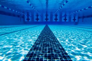 שדרוג חוויית השחייה עם טכנולוגיית משאבות חול מתקדמת